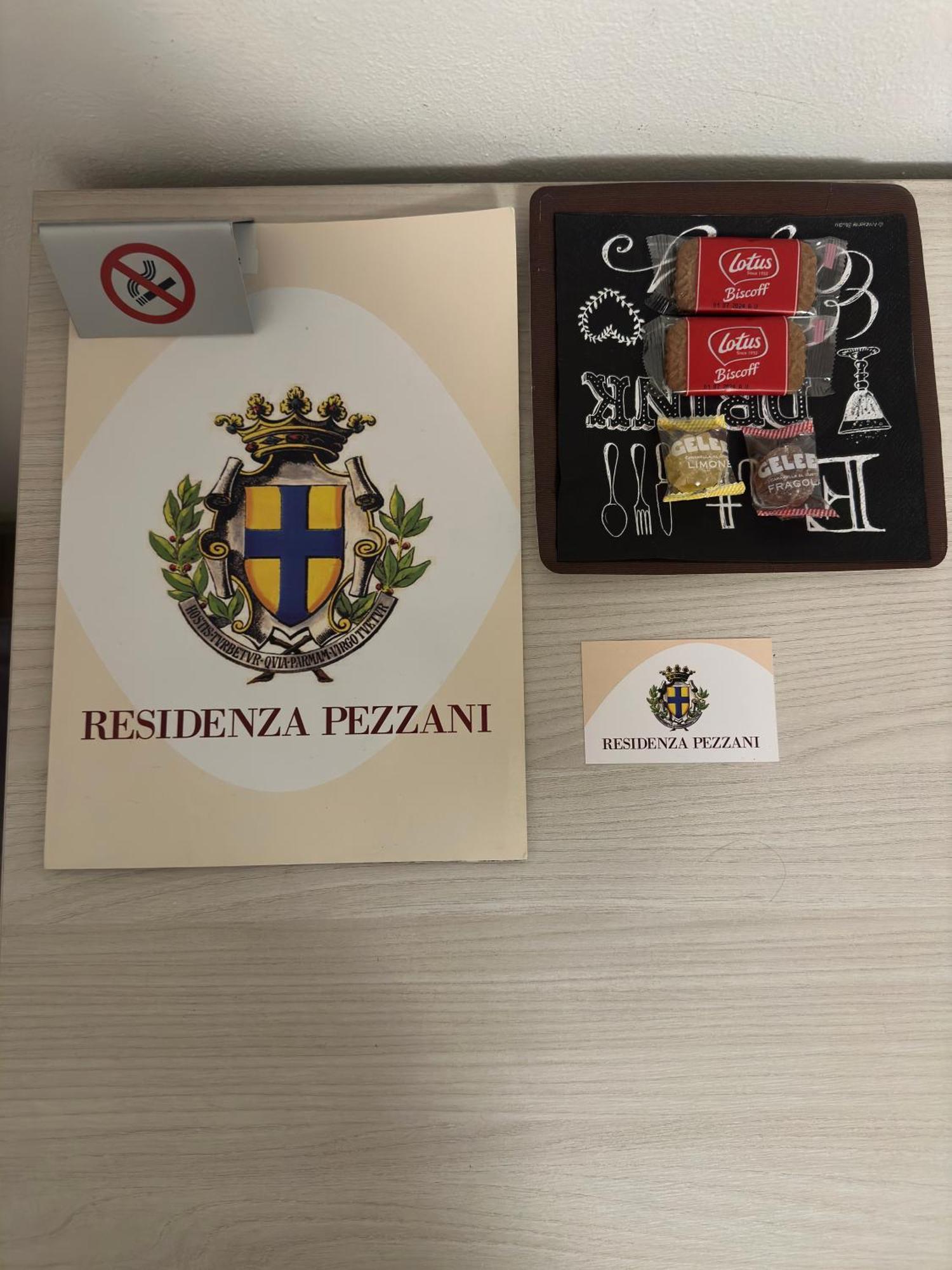 Residenza Pezzani Hotell Parma Eksteriør bilde